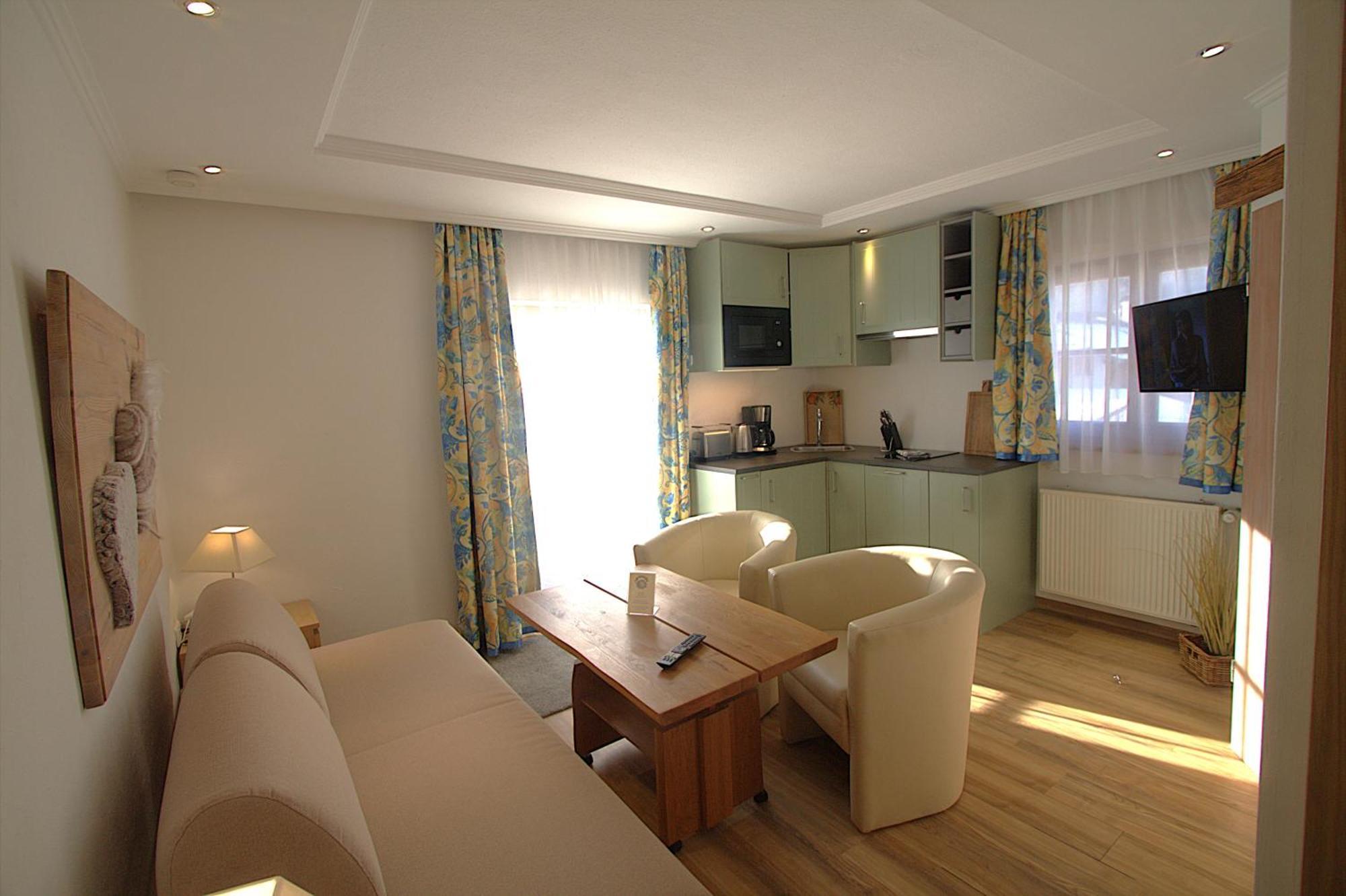 Haus Sonnenschein Hotel Grainau Eksteriør billede